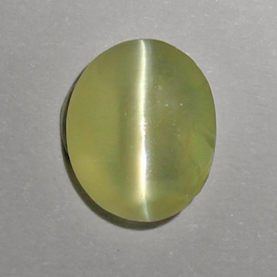 คริสโซเบริลตาแมวหรือไพฑูรย์ (Cat's eye Chrysoberyl) 1.34 กะรัต จากอินเดีย