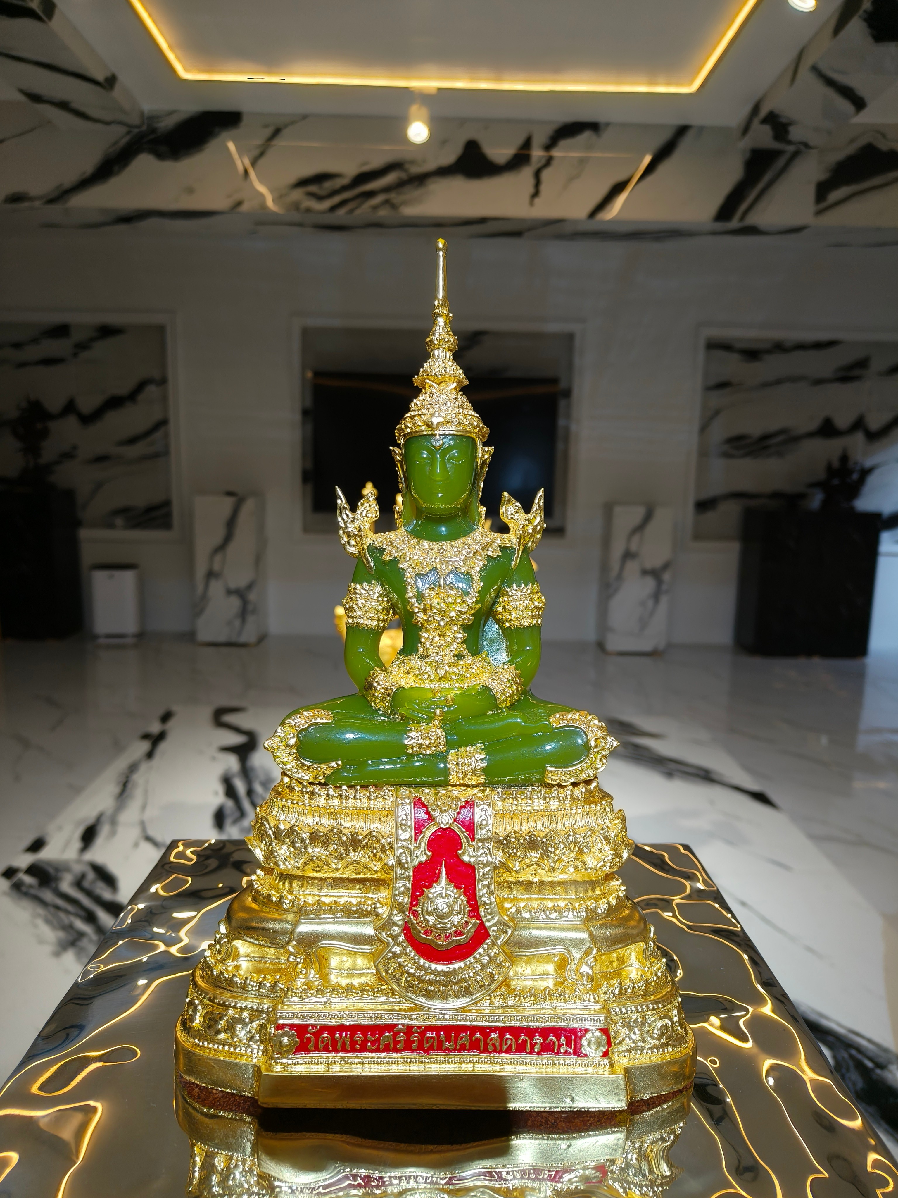 พระพุทธรูป พระแก้วมรกต ทรงเครื่องฤดูร้อน หน้าตัก 5 นิ้ว