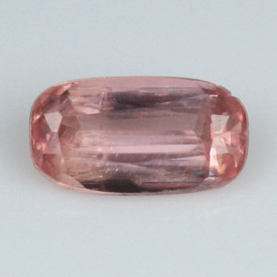 **ขายแล้ว**โรโดโครไซต์ (Rhodochrosite) 0.27 กะรัต เจียระไนเหลี่ยม หายาก สีชมพูอมส้ม