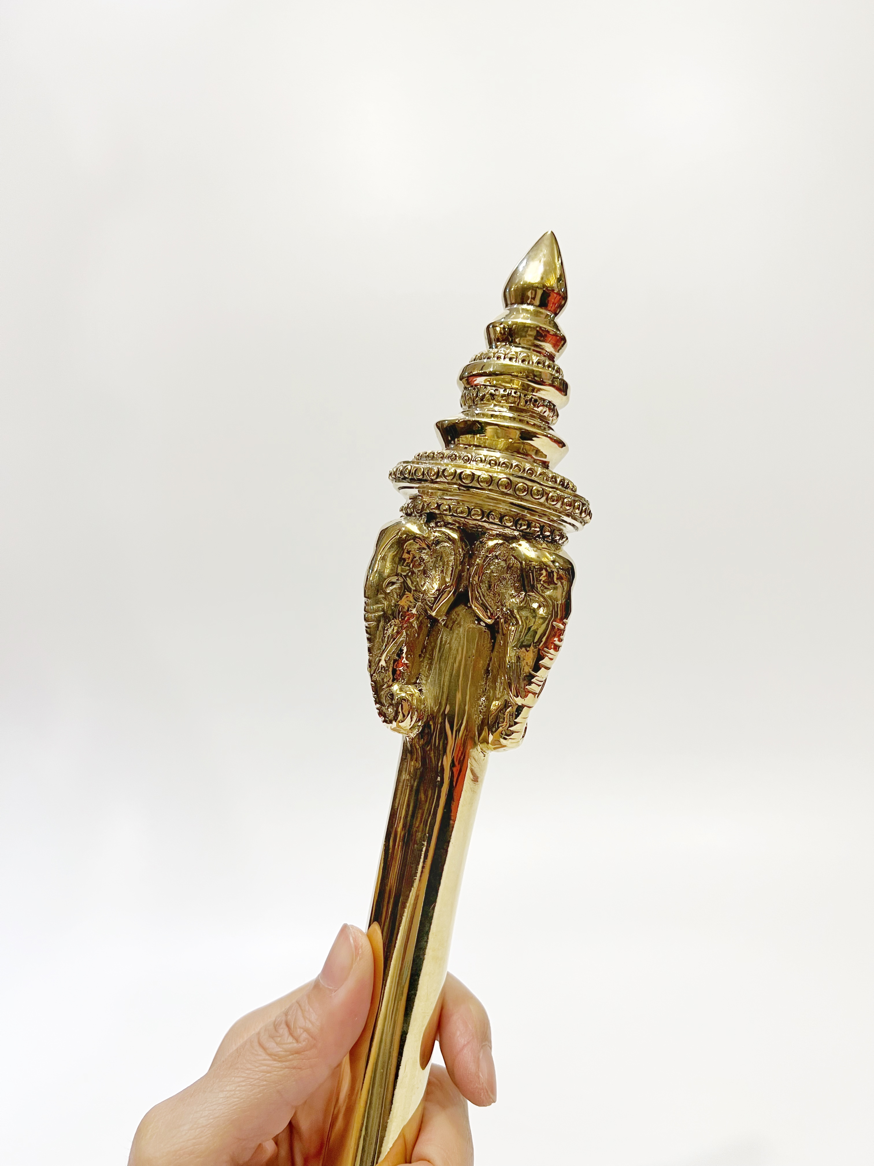 พระคฑาจอมพล (คฑาช้างสามเศียร)