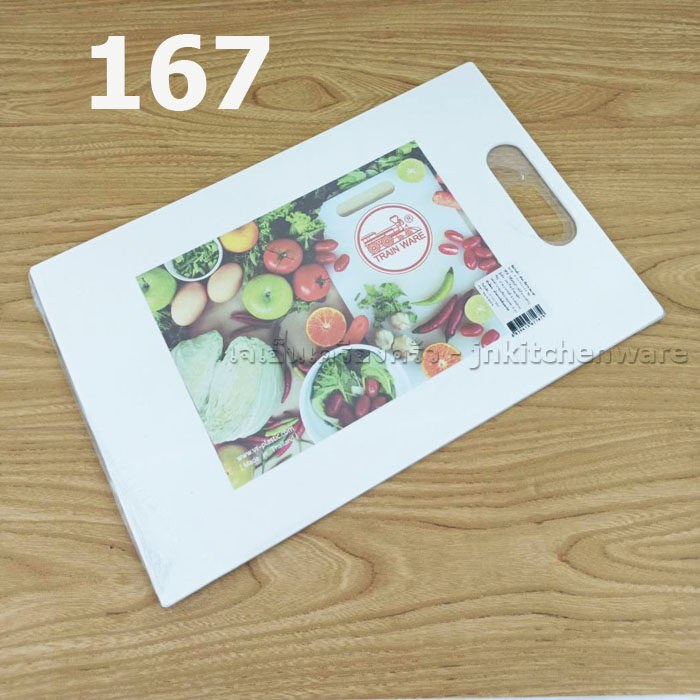 เขียงพลาสติกขาว 21.2*32.4*0.4 ซม.#167
