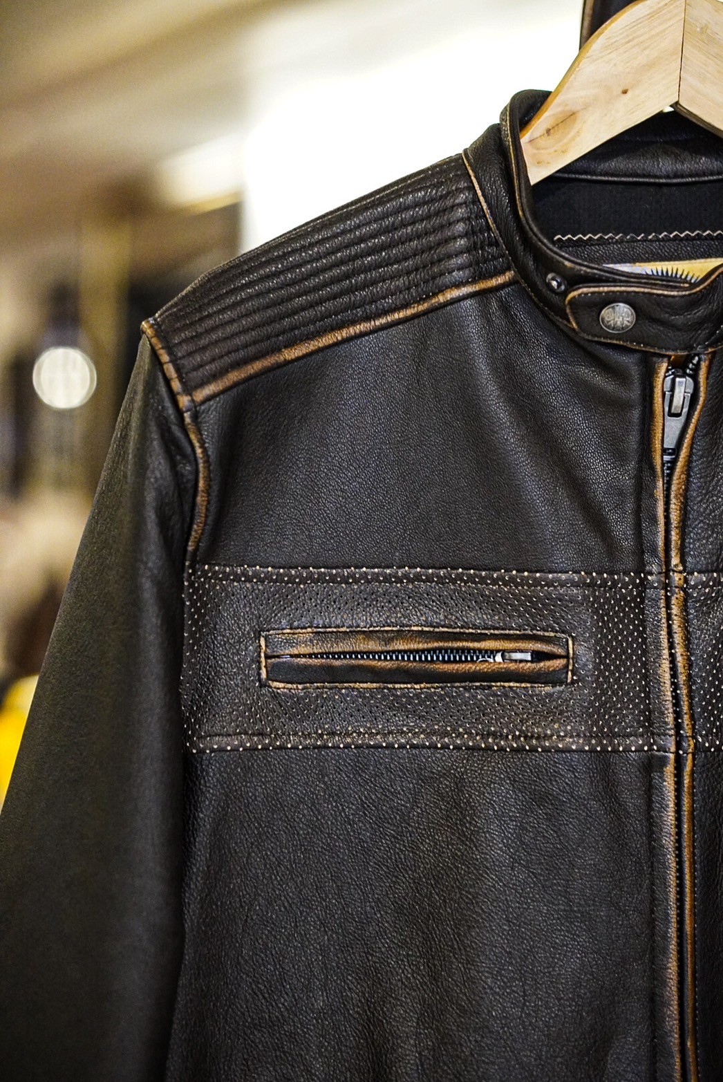 เสื้อหนังแท้ Caveman 802SC มีการ์ด (กรุณาสอบถามไซส์ก่อนสั่งซื้อ)