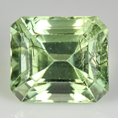 เพอริโด (Peridot) 2.14 กะรัต มีไหมสีดำ แปลก หายาก จากปากีสถาน