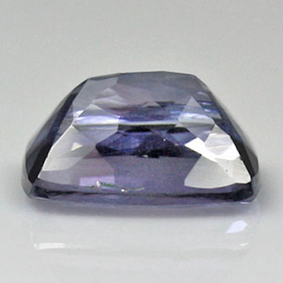 แทนซาไนท์ (Tanzanite) 1.04 กะรัต รูปร่างดี ไฟดี