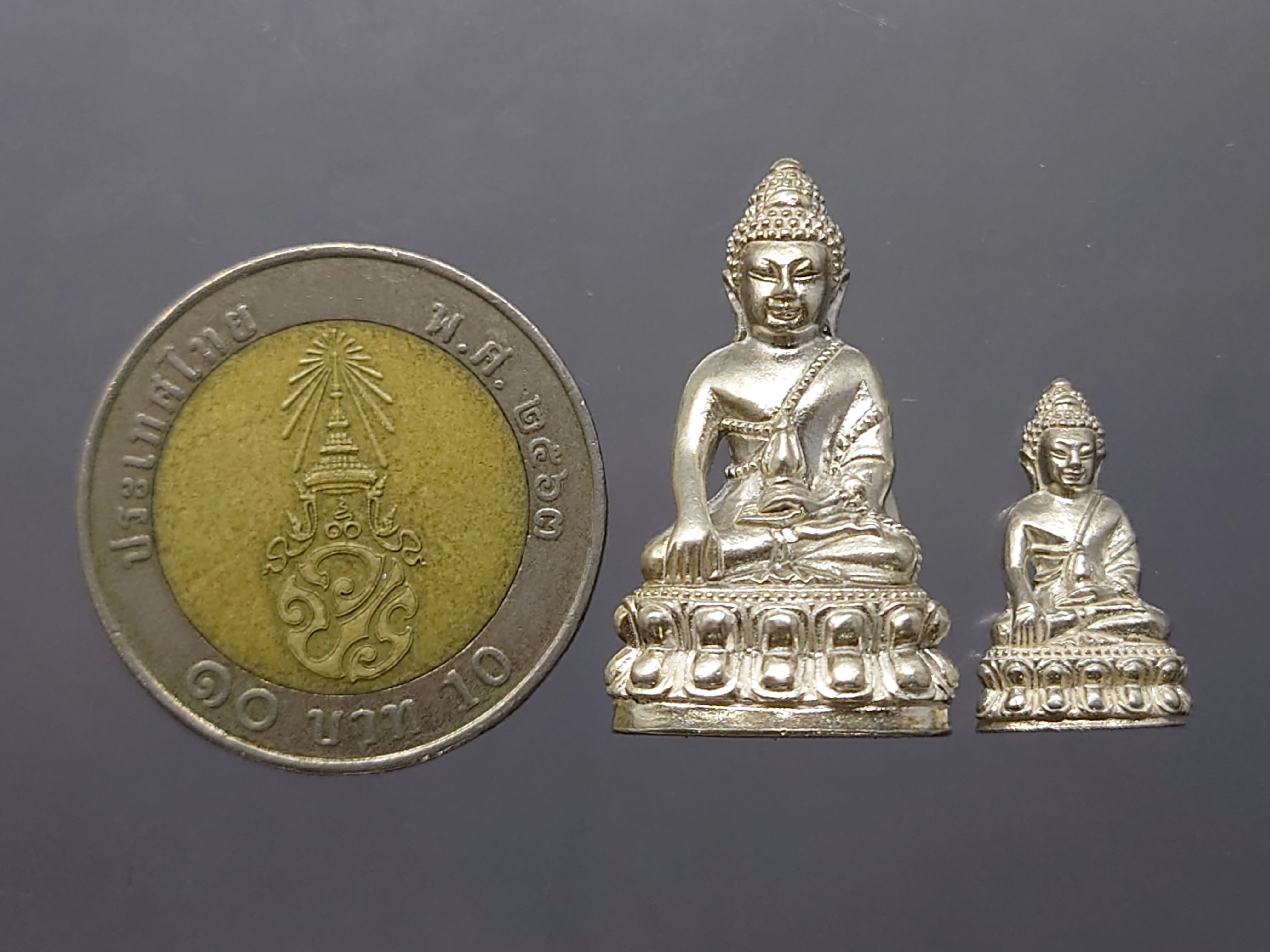 พระกริ่ง ๖๐ ปี พระพรหมเมธี เนื้อเงิน วัดเทพศิรินทราวาส พ.ศ.2550 พร้อมกล่องเดิม