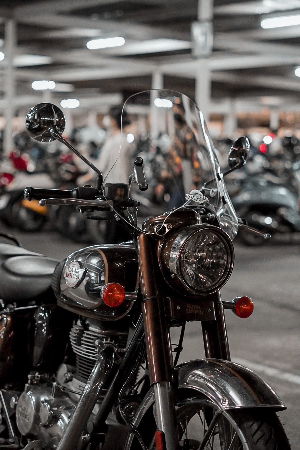 ชิวหน้า ไฟกลม ทรงสูง 47 ซม. สีใส