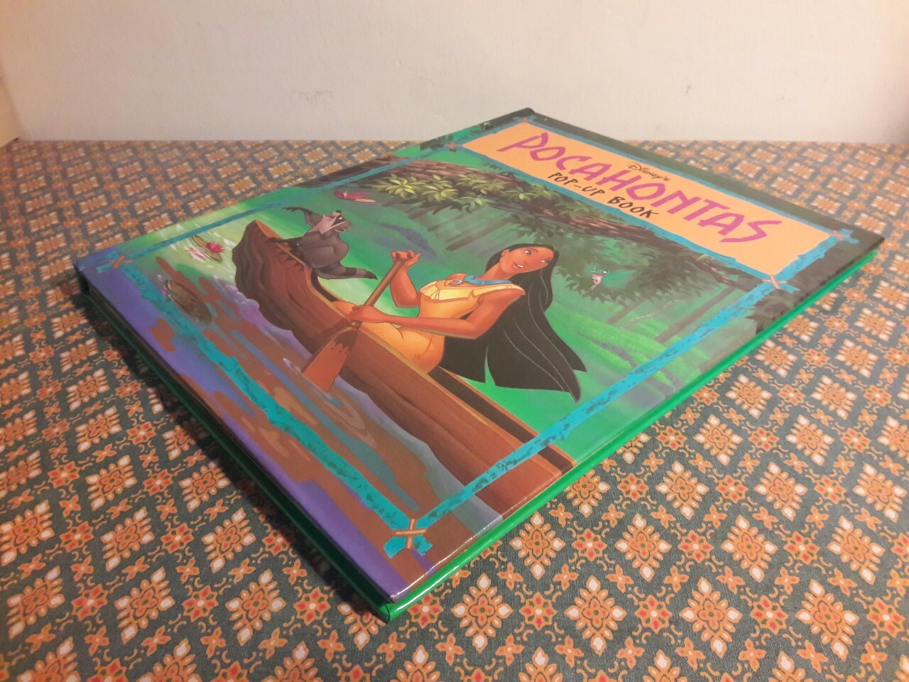 Pocahontas Pop – Up Book