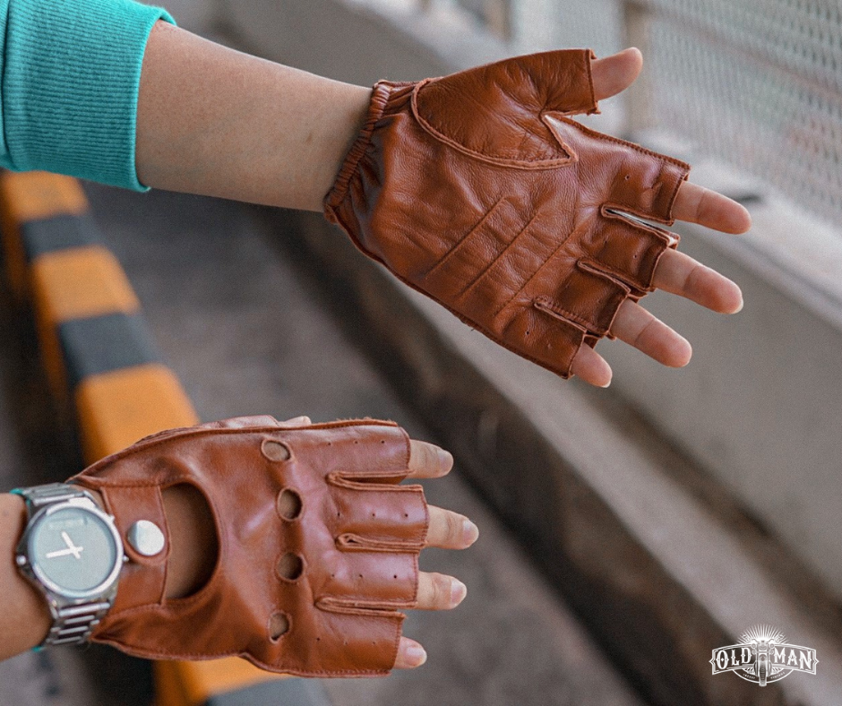 ถุงมือหนังแกะ Dassy Ride น้ำตาลอ่อน (กรุณาสอบถามไซส์ก่อนสั่งซื้อ)