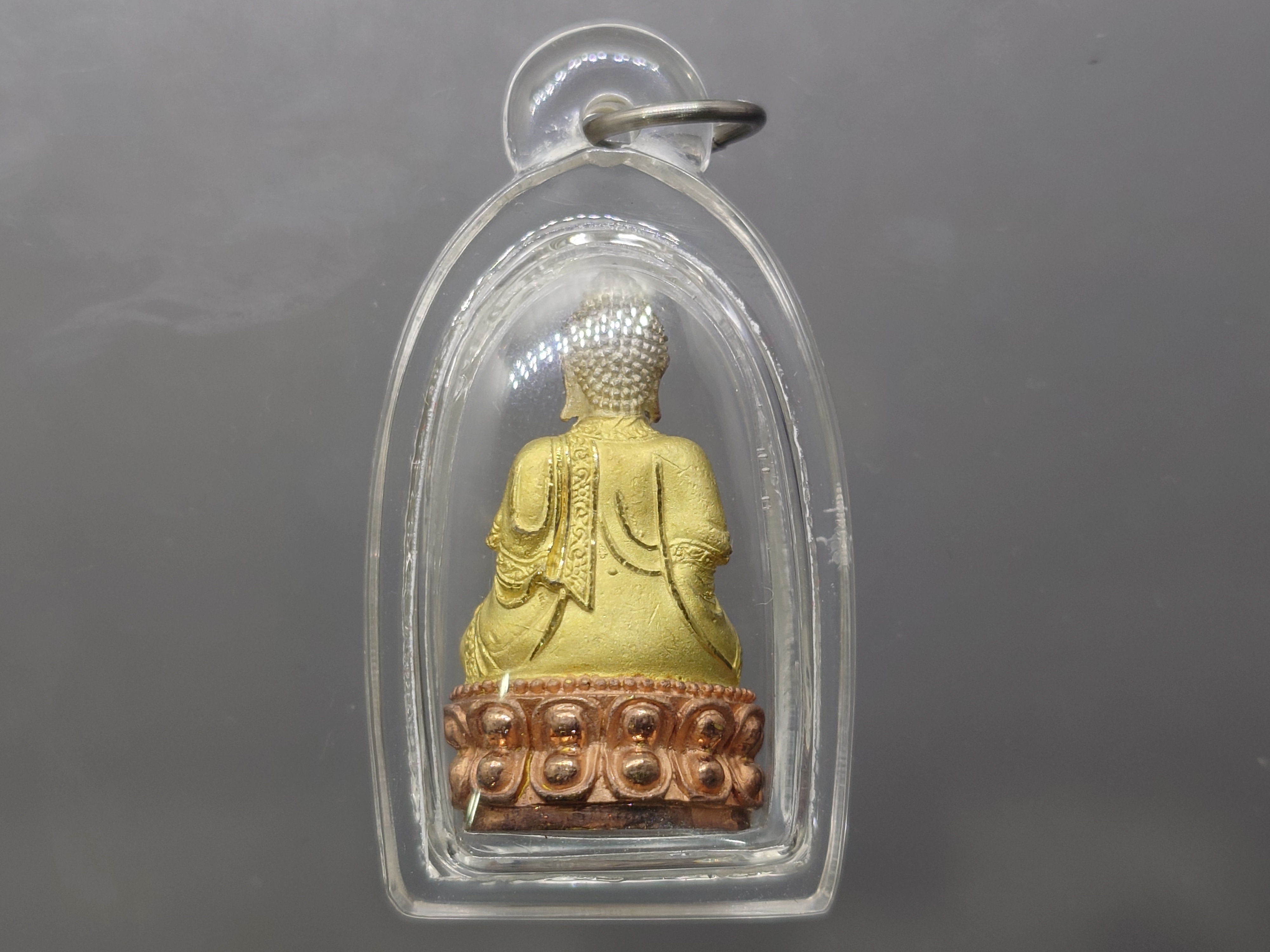 พระกริ่งยูไลฮุก โครงการพัฒนาบูรณะพระอุโบสถ วัดแก้วแจ่มฟ้า เนื้อเงินสามกษัตริย์ สร้างเนื่องในวาระ พระบาทสมเด็จพระเจ้าอยู่หัว ทรงครองสิริราชสมบัติครบ 50 ปี พ.ศ.2539 เลี่ยมพร้อมใช้