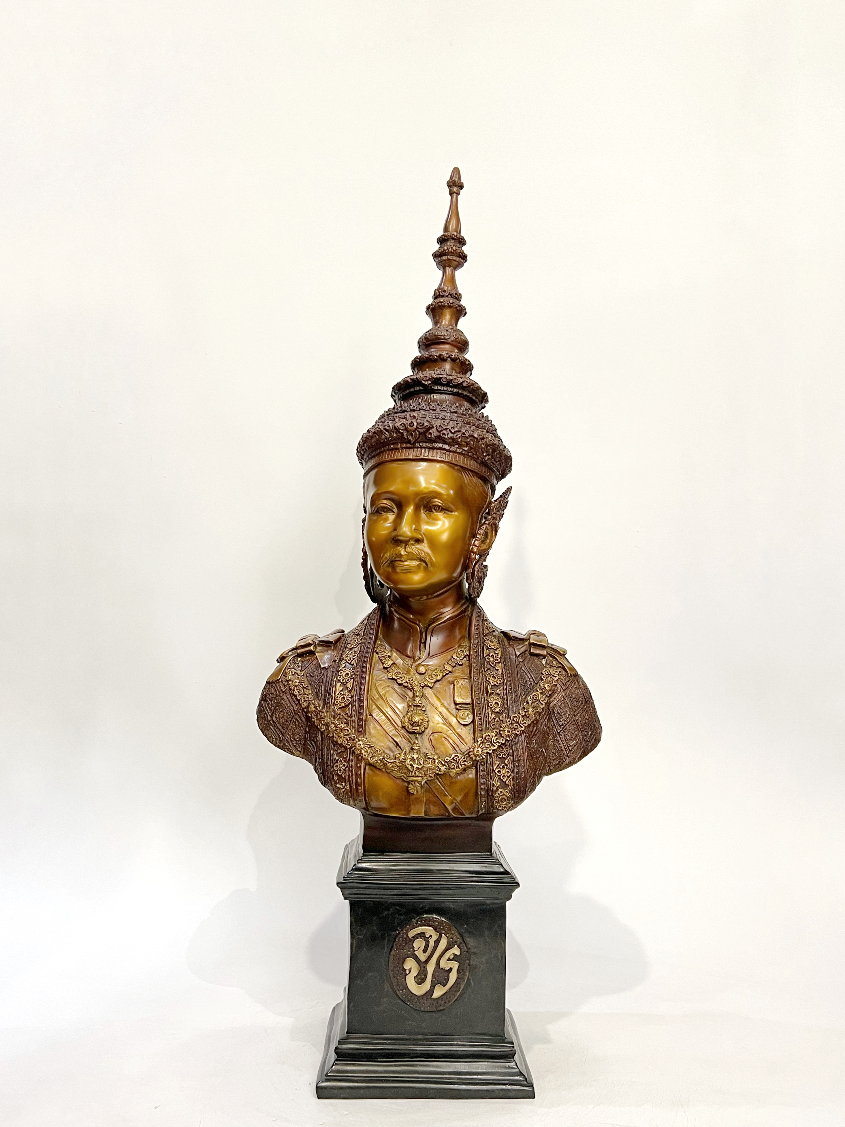 รูปหล่อ รัชกาลที่ 5 ร.5 ครึ่งพระองค์ (ทรงพระมหาพิชัยมงกุฎ)