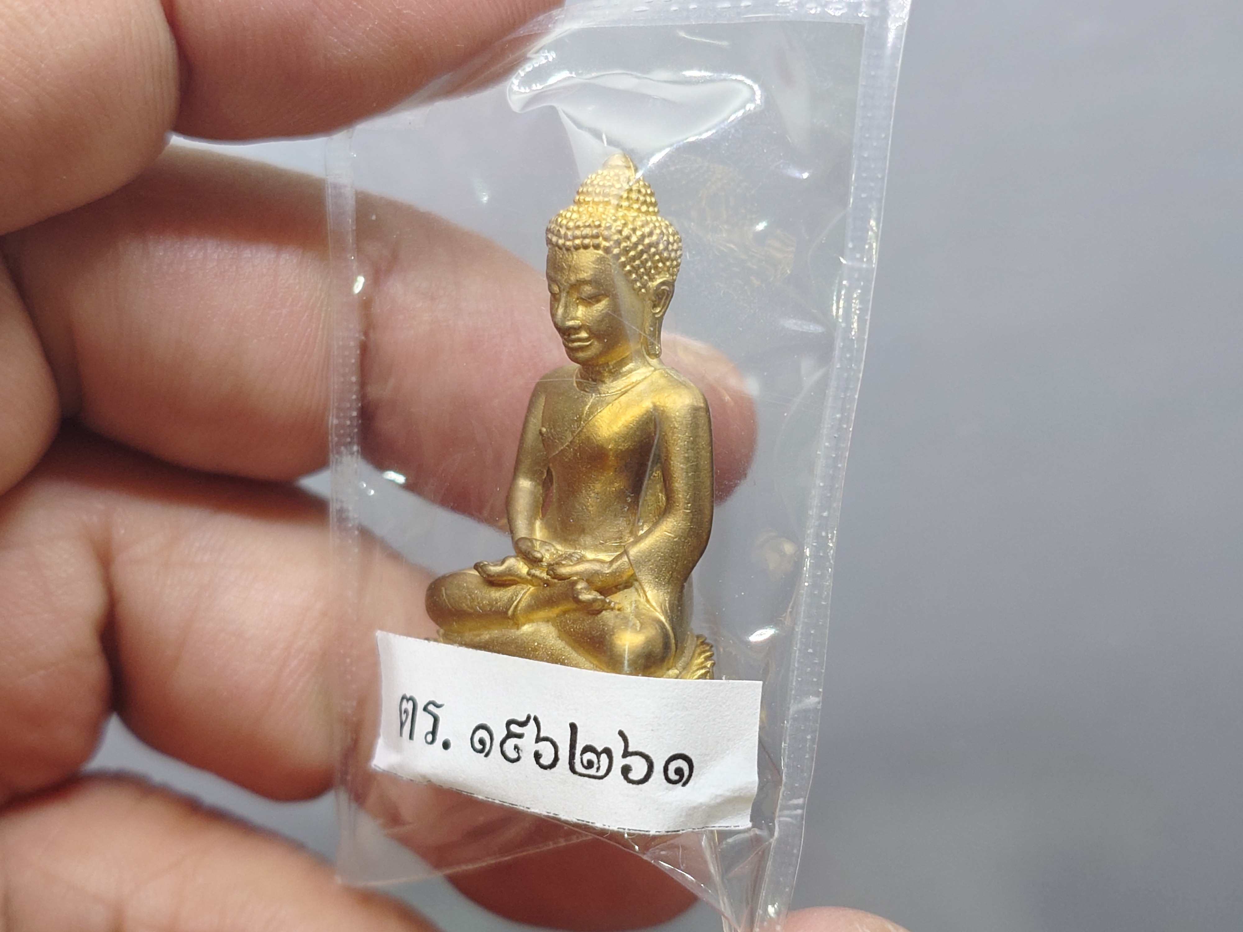 พระนิรันตราย สำนักงานตำรวจแห่งชาติ เนื้อสัมฤทธิ์ (เฉพาะข้าราชการตำรวจ) ปลุกเษก ณ วัดบวรนิเวศวิหาร ปี2555 พร้อมใบเซอร์ กล่องเดิม