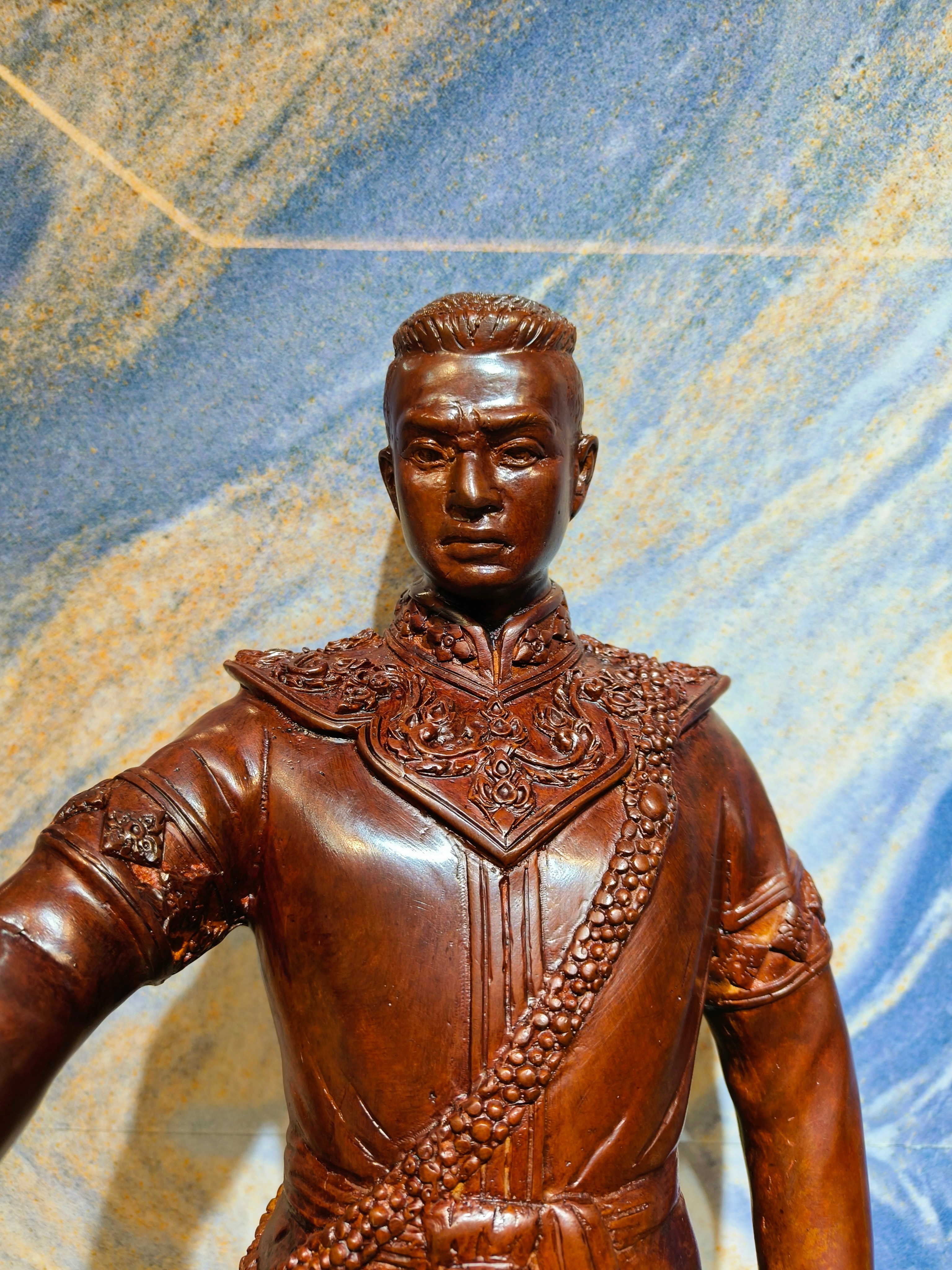 รูปหล่อ พระนเรศวร ยืนหลั่งทักษิโณทก หน้าตัก 9 นิ้ว