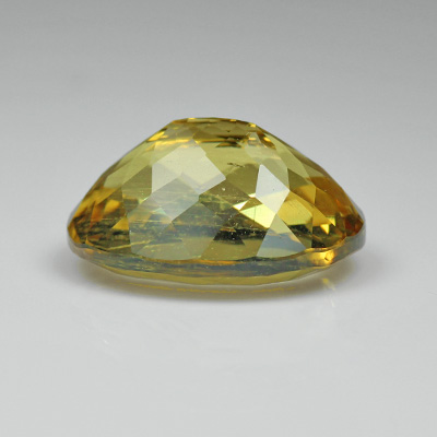 เบริลสีเหลือง (Yellow Beryl) 7.11 กะรัต สีเหลืองทอง ไฟดี