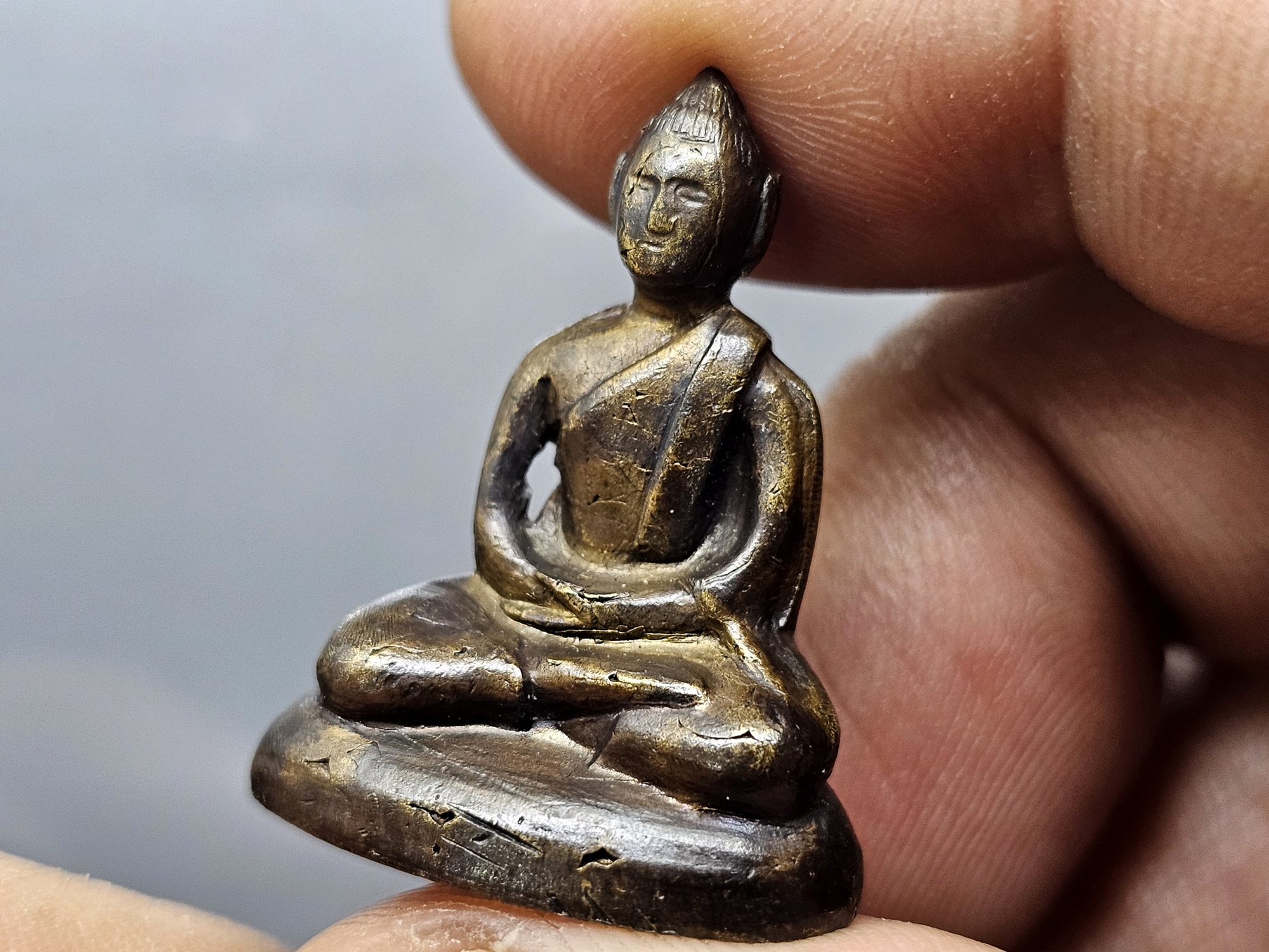 พระกริ่ง ฝีพระหัตถ์สมเด็จย่า ปี 2515 สภาพสวย แท้ดูง่าย