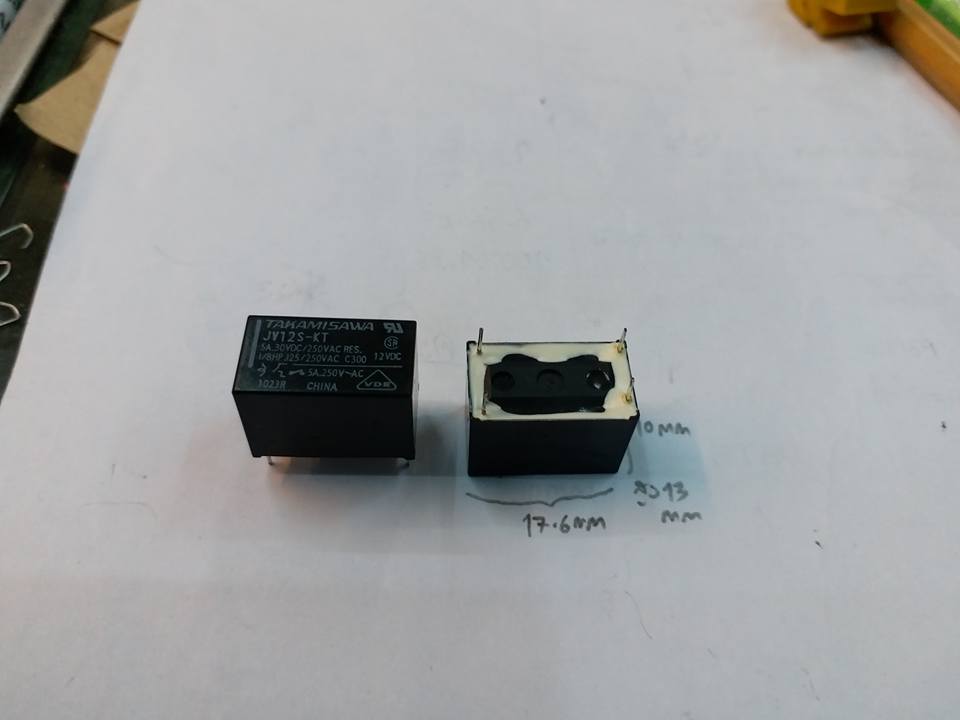 รุ่นJV12S-KTรีเลย์4ขาCOIL12VDC RELAYรีเลย์ยี้ห้อTAKAMISAWAราคาตัวล่ะ