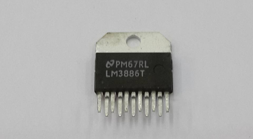 ขาย LM3886T หลังเหล็ก ไอซี IC LM3886 T ยี่ห้อ NATIONAL เนชั่นแนล ราคา ตัวล่ะ . . . . บาท