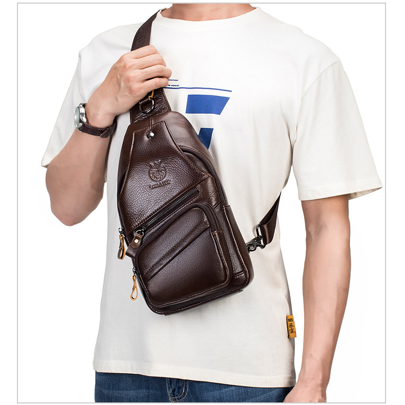 กระเป๋าคาดอกผู้ชาย หนังแท้100% พกพาสะดวก ใส่สมุด ใส่ iPad และของใช้ส่วนตัวได้ CODE:B079