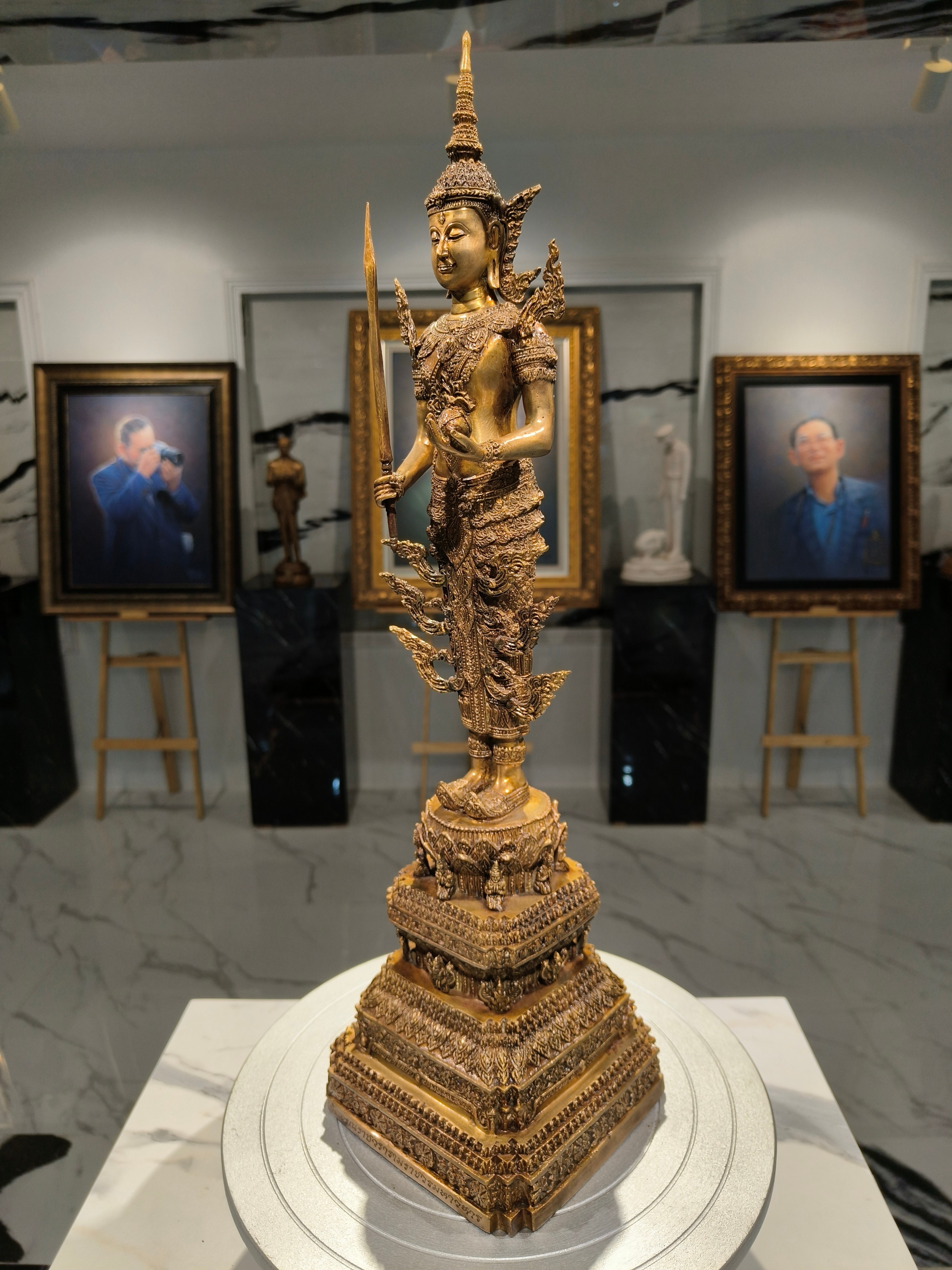 พระพุทธรูป พระคลังมหาสมบัติหน้าตัก 5 นิ้ว วัดอรุณราชวรารามราชวรมหาวิหาร ปี พ.ศ.2539