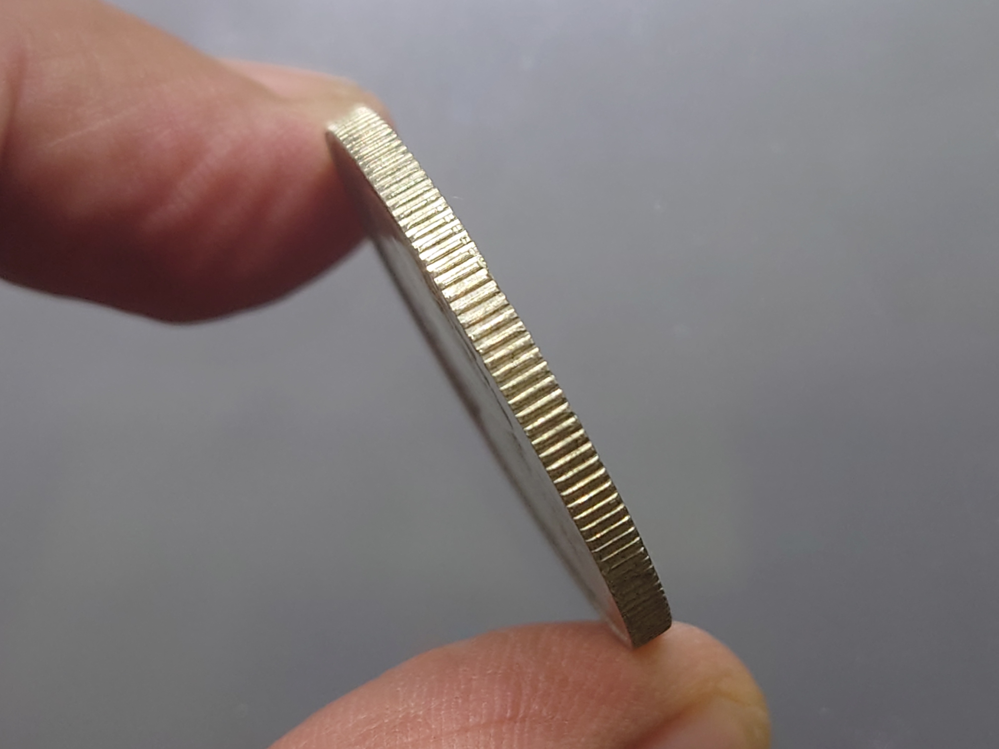 เหรียญเงิน 600 บาท ที่ระลึก100 ปี พระราชสมภพ รัชกาลที่6 พ.ศ.2524