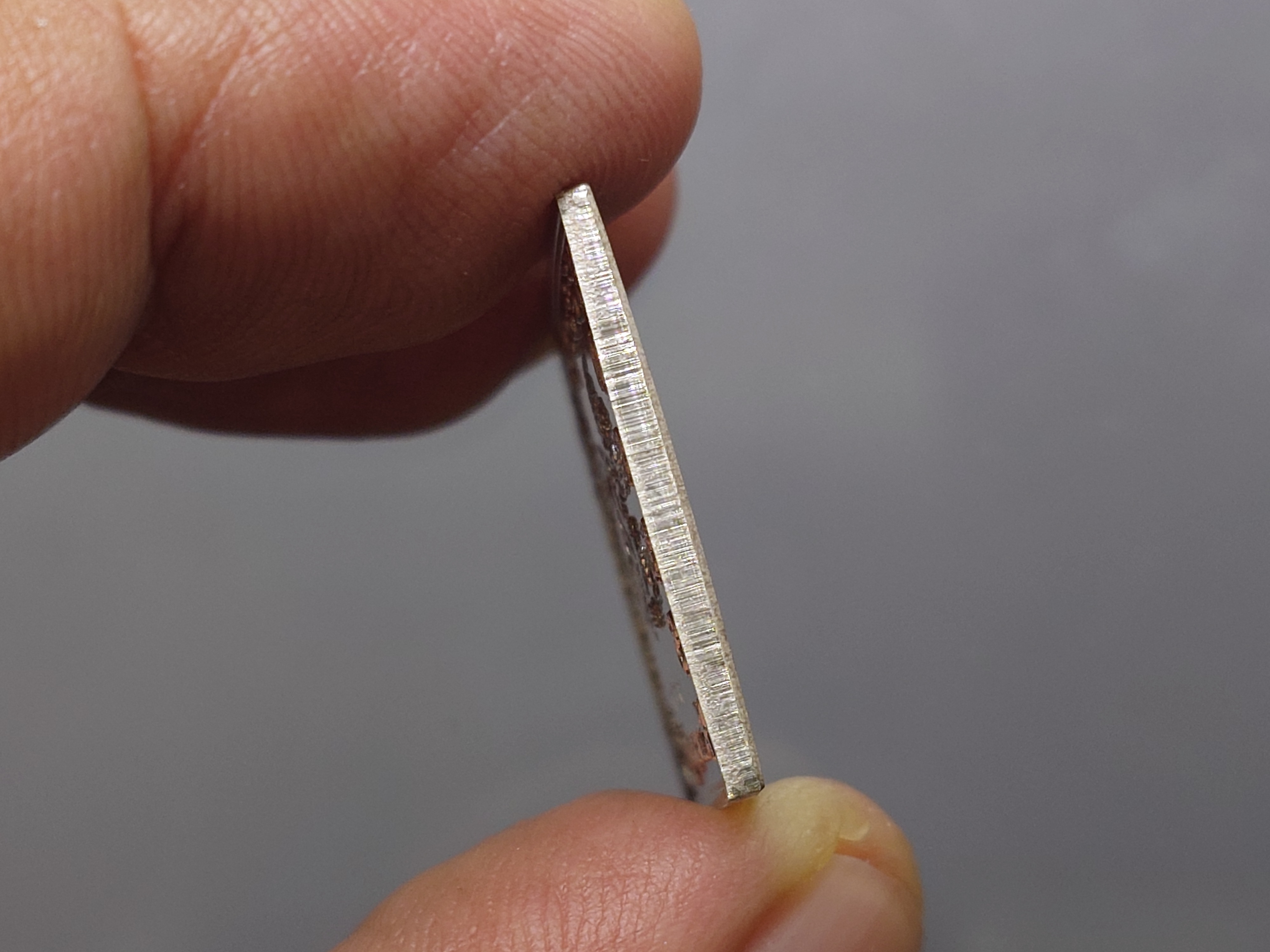 เหรียญที่ระลึก ๑๓๓ ปี พลเรือเอก กรมหลวงชุมพรเขตอุดมศักดิ์ เนื้อเงิน รุ่นสมปราถนา หน่วยบัญชาการนาวิกโยธิน กองทัพเรือ จัดสร้าง ปี2556 พร้อมกล่องเดิม