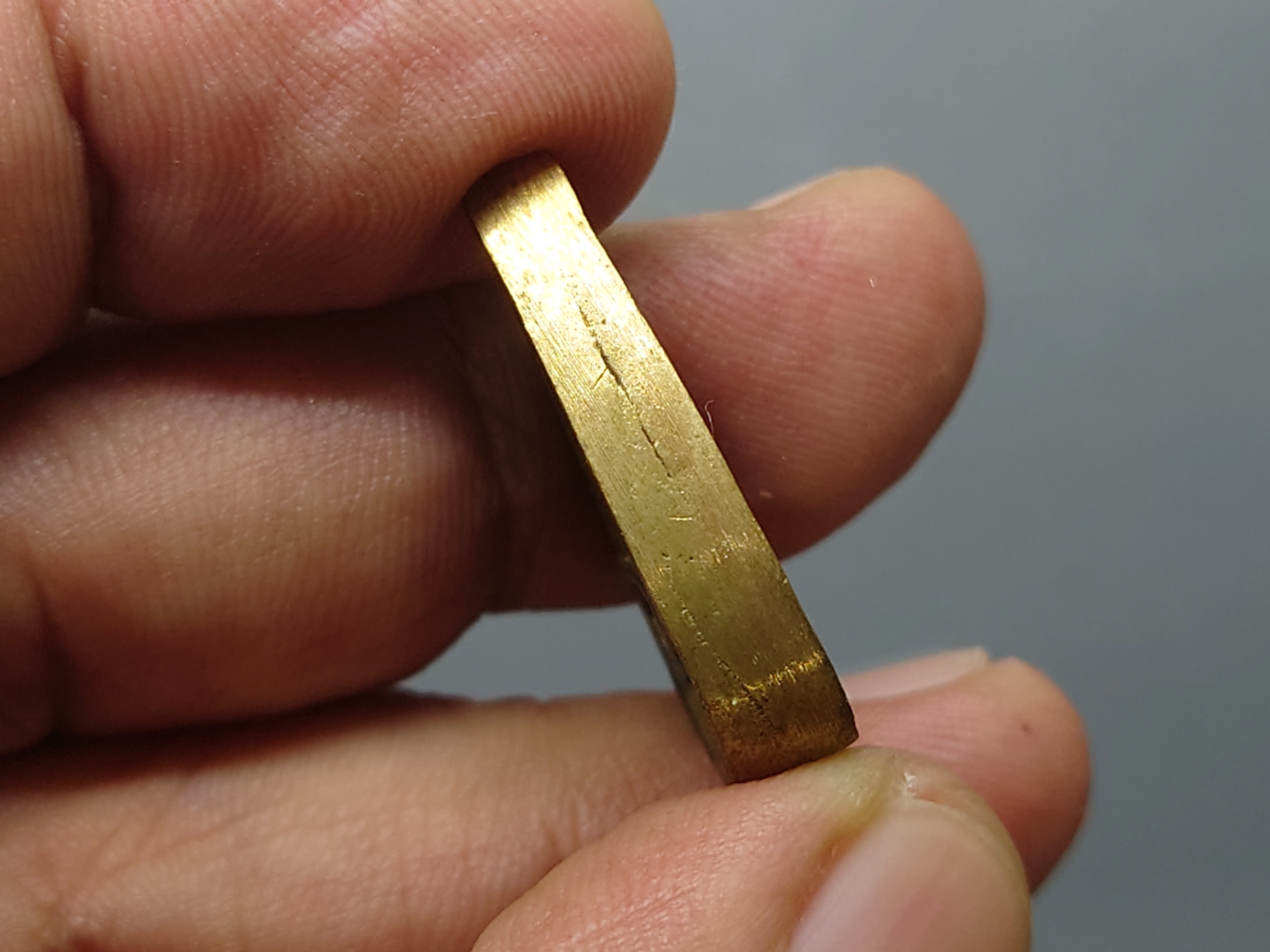 พระแก้วมรกต ทรงเครื่องฤดูหนาว เนื้อนวะ รุ่น 23 ตุลามหามงคล พิมพ์ใบโพธิ หลวงพ่อเกษม เขมโก ปลุกเสก สำนักสุสานไตรลักษณ์ ลำปาง ปี2538 พร้อมกล่อง