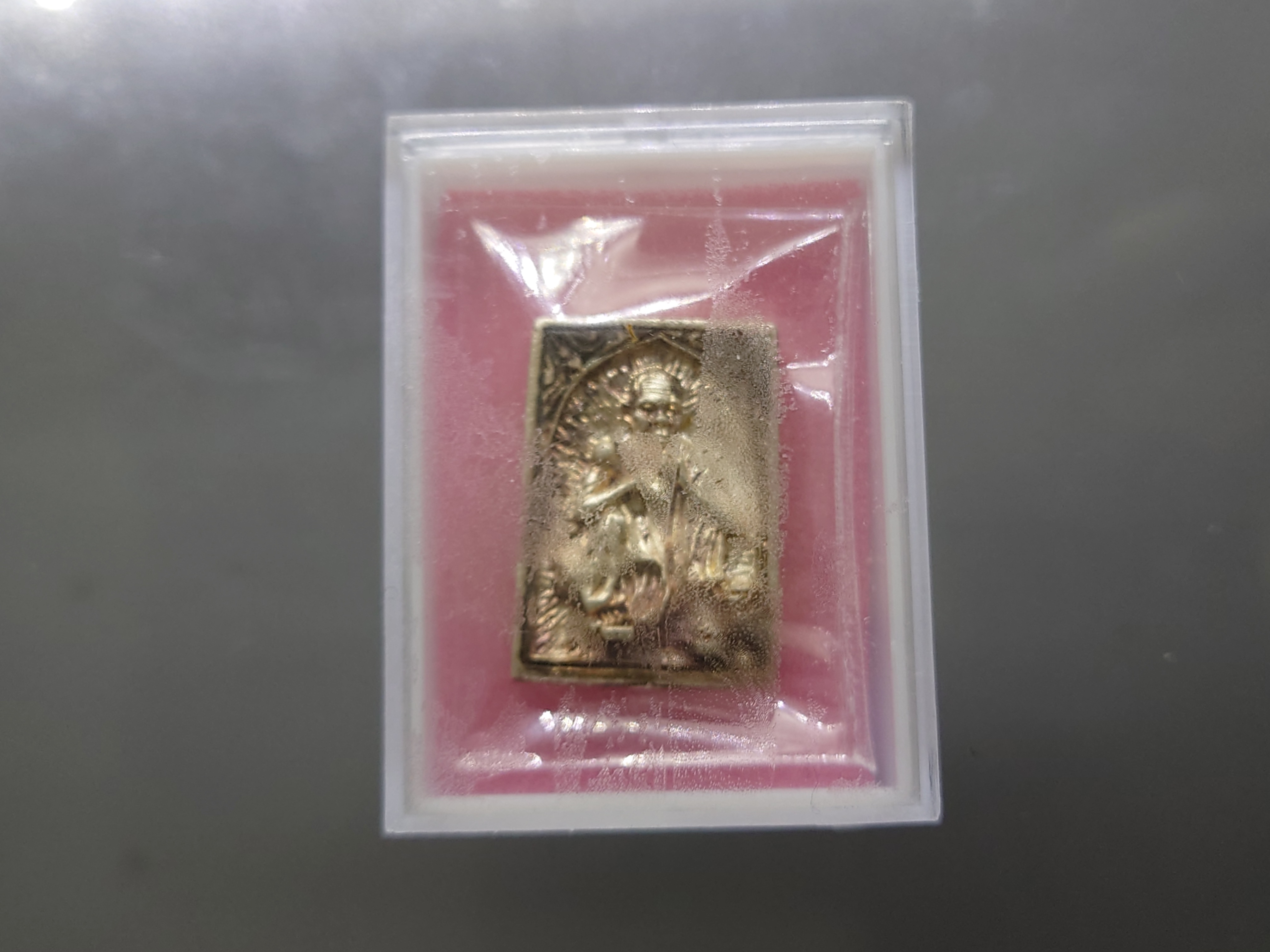 เหรียญหลวงพ่อคูณ เนื้อเงิน รุ่นพรปีใหม่ ขนาด 2 X 1.8 เซ็น 2537 รับประกันแท้ ทันหลวงพ่อ