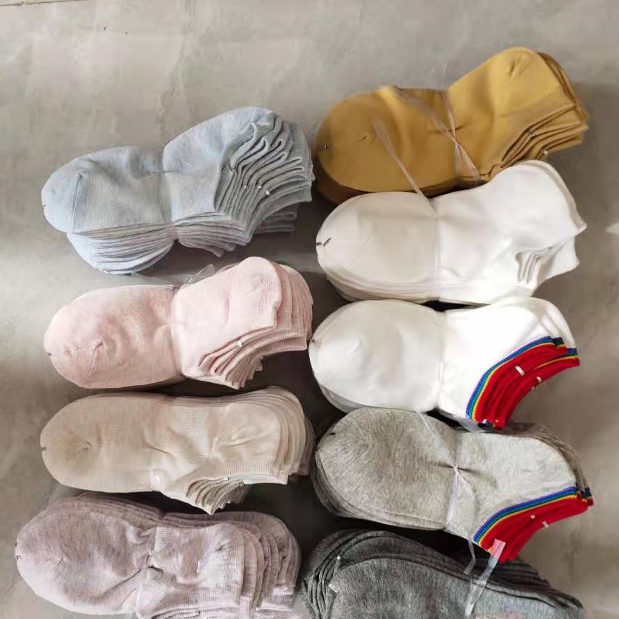 MUISUNGSHOP สินค้าโล๊ะสต๊อก ค้างโกดัง หลุด QC ถุงเท้าเด็กทรง boat sock คละลายถูกที่สุด เลือกลายไม่ได้ ขายส่ง