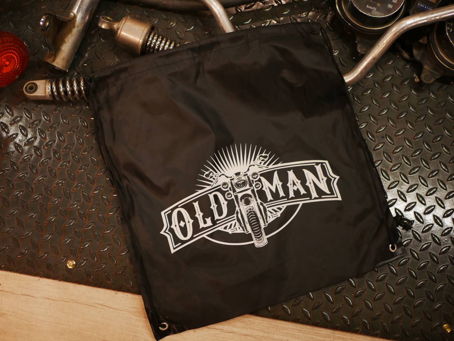 ถุงใส่หมวกกันน็อค Oldman