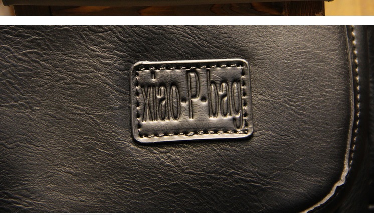 กระเป๋าสะพายข้างผู้ชาย รหัส A002