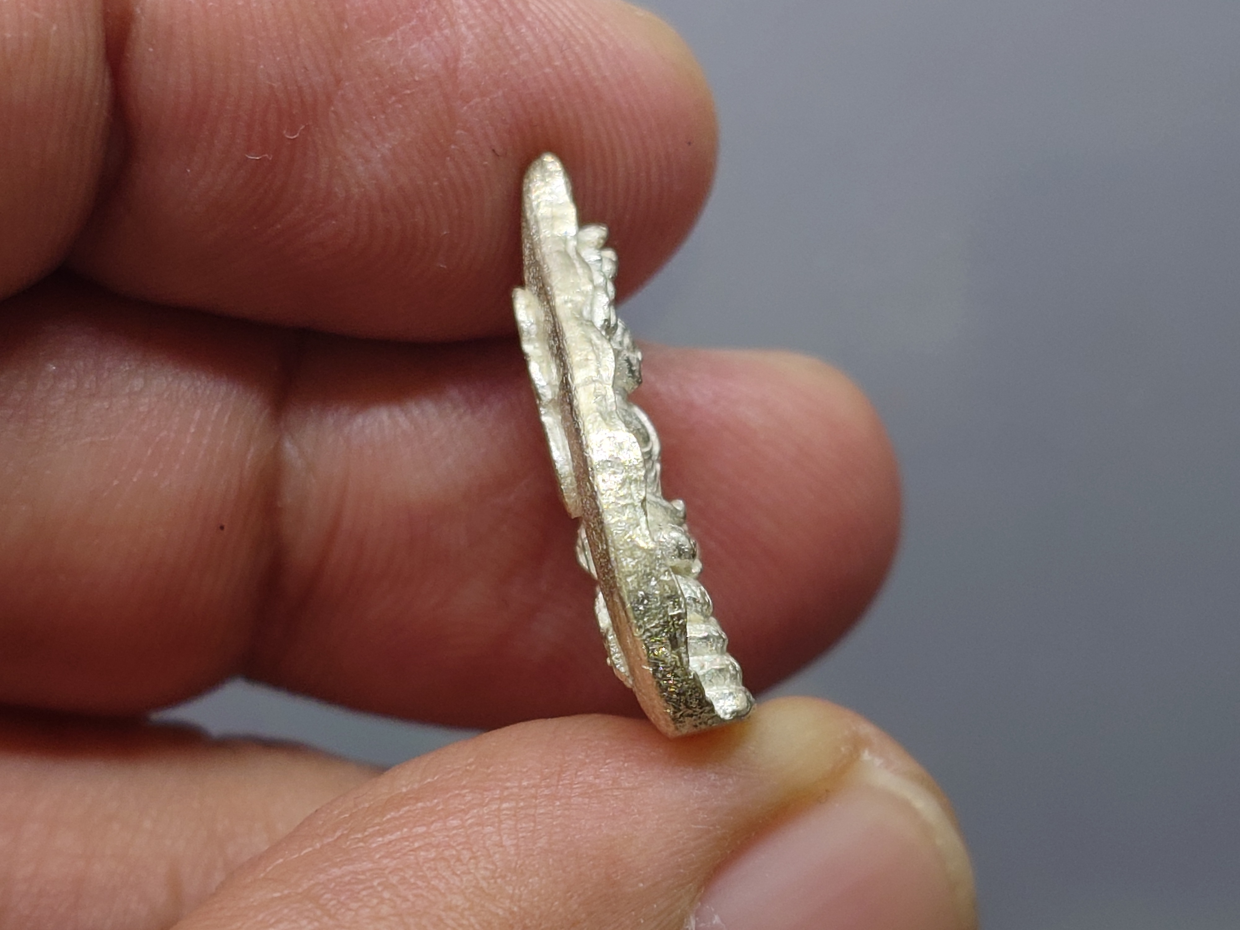 นาคปรก พิมพ์ใบโพธิ์ เจ้าคุณนรฯ 96 ปี ธมมวิตกโก (ท่านเจ้าคุณนรรัตน์ ธมมวิตกโก) เนื้อเงิน วัดเทพศิรินทราวาส ก.ท.ม. ปี2537 พร้อมกล่องเดิม