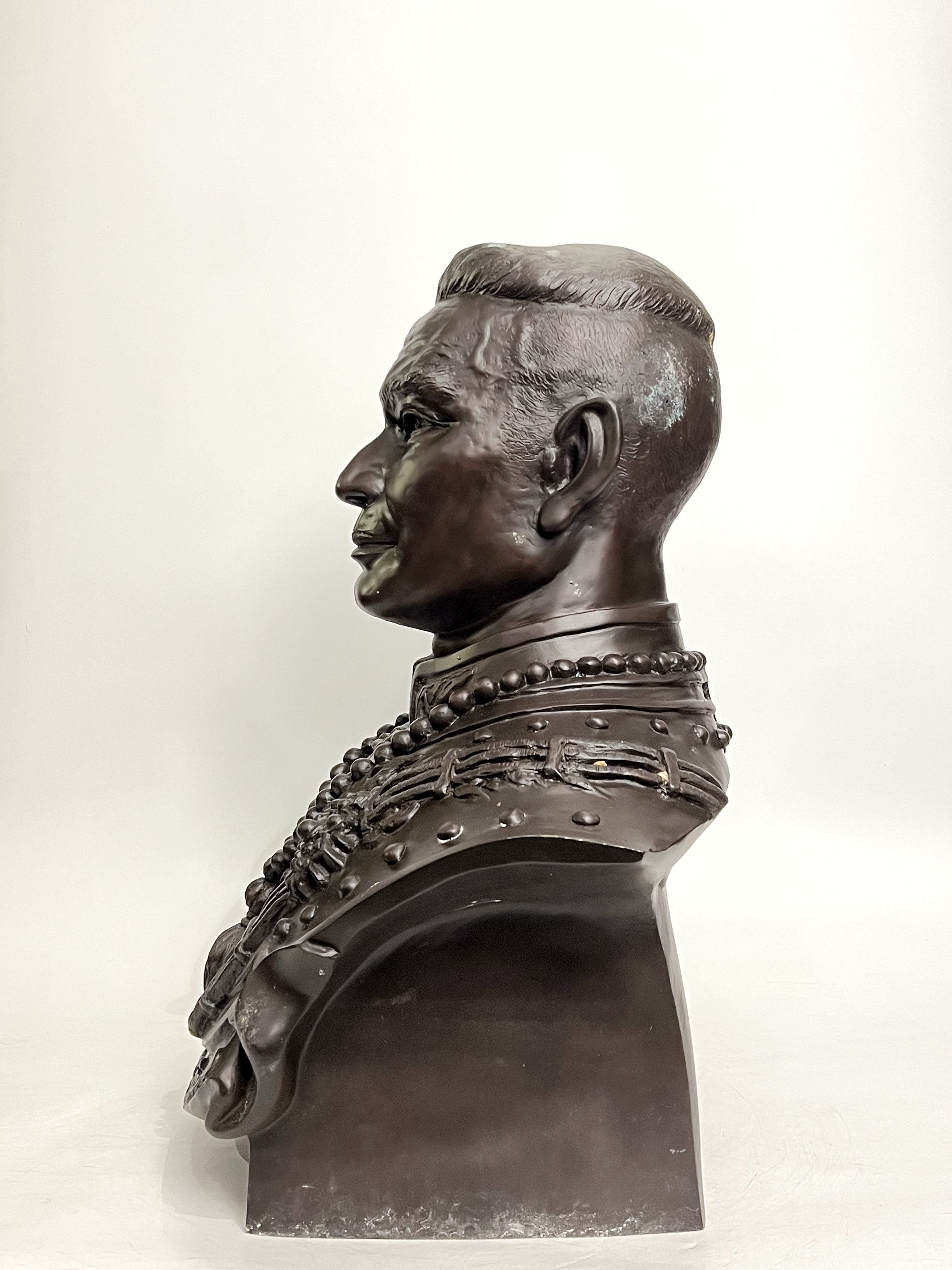 รูปหล่อ พระเจ้าตากสินมหาราช ครึ่งพระองค์ ขนาดเท่าจริง