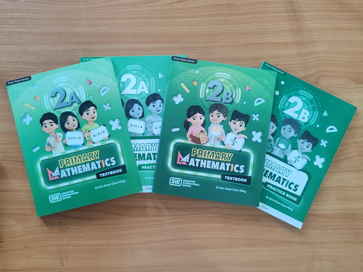 Primary Mathematics Singapore International Edition (SIE) P.2 (Set 4 bk) หนังสือเรียนและแบบฝึกหัดคณิตศาสตร์หลักสูตรนานาชาติ ป.2 (ชุด 4 เล่ม)