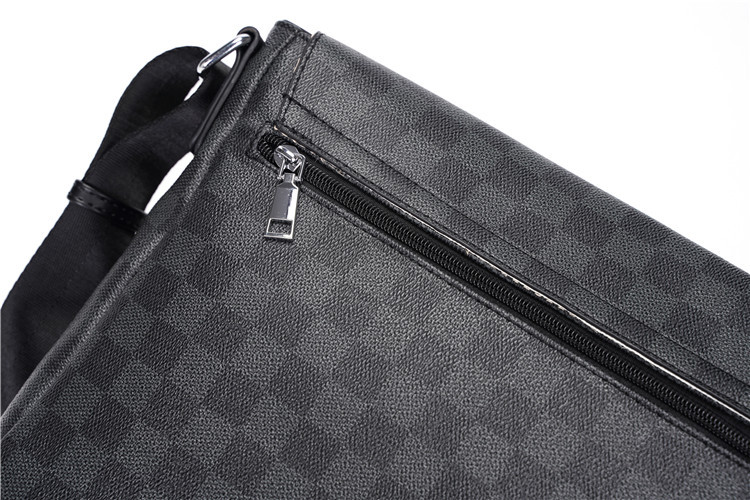 กระเป๋าสะพายข้างผู้ชาย กระเป๋าหนังผู้ชาย รหัส A023