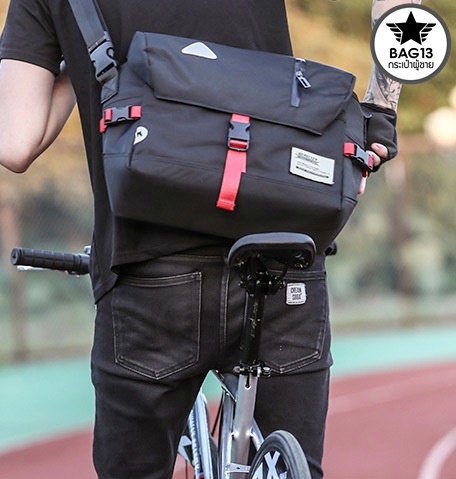 กระเป๋าสะพายข้างผู้ชาย เนื้อผ้า Oxford Spinning กันน้ำสีดำ รหัส A014