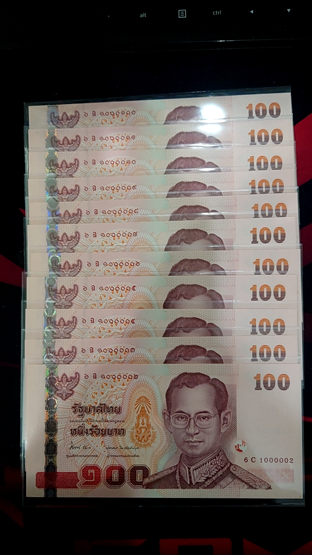 ธนบัตร 100 บาท แบบ 15 รุ่น 2 (เลิกทาส) เลขสวย หลัง พ.ศ.2548 ไม่ผ่านใช้
