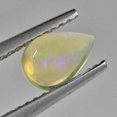**ขายแล้ว**โอปอล (Opal) 0.49 กะรัต เม็ดเล็ก น่ารัก