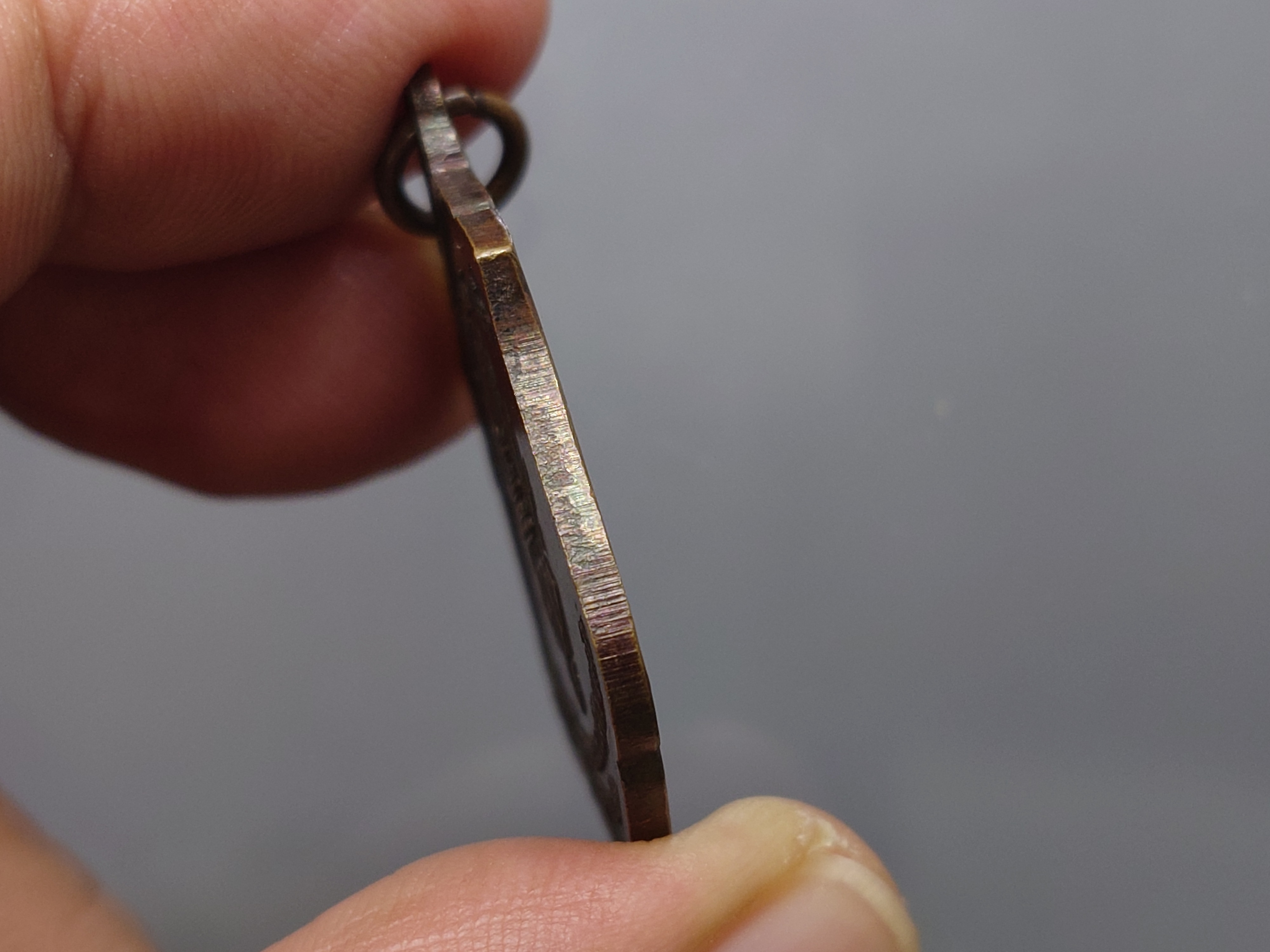 เหรียญทรงผนวช รัชกาลที่ 10 เนื้อทองแดง วัดบวรฯ ปี2521 บล็อกทองคำ สวยเดิมๆ นิยม