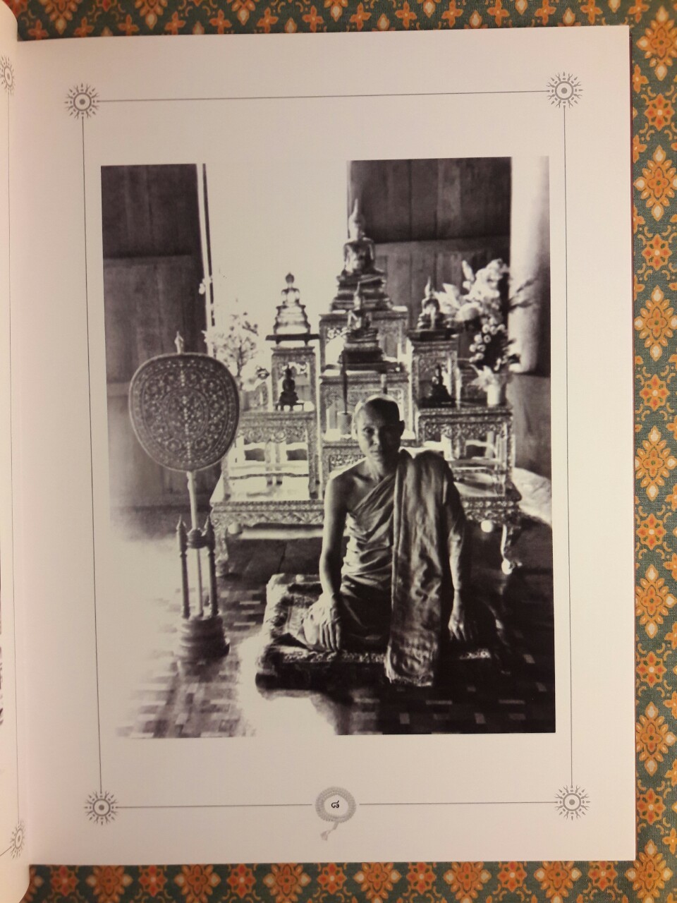 100 ปี ชาตะกาล หลวงพ่ออุตตมะ (3 เล่ม/ชุด) พร้อมกล่อง