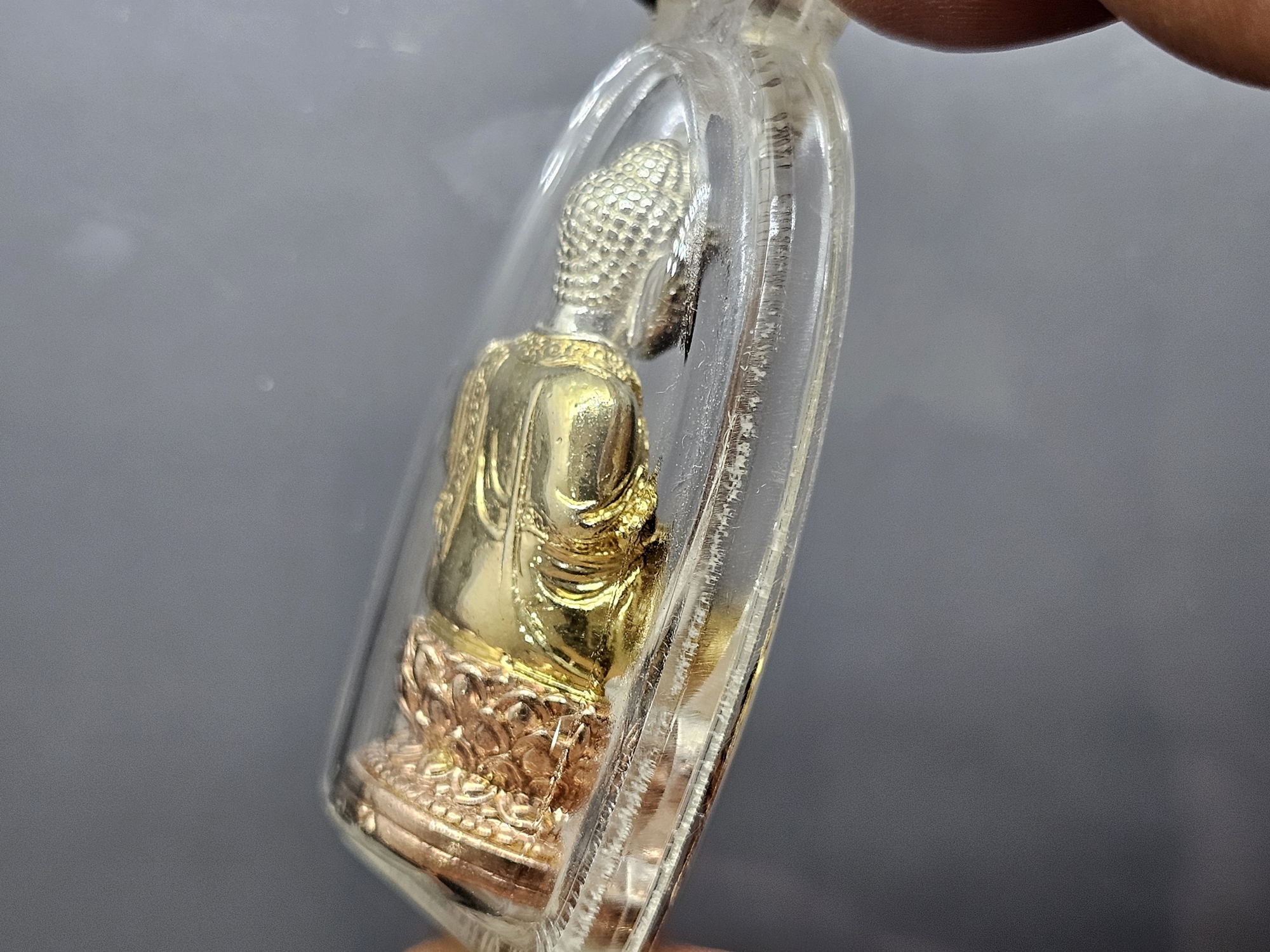 พระกริ่งจีน ต้าเยิ่นถะ เนื้อเงินสามกษัตริย์ รุ่นกาญจนาภิเษกครองราชย์ 50 ปี วัดบวรนิเวศวิหาร ปี2538 พร้อมกล่องเดิม เลี่ยมเก็บผิว พร้อมขึ้นคอ