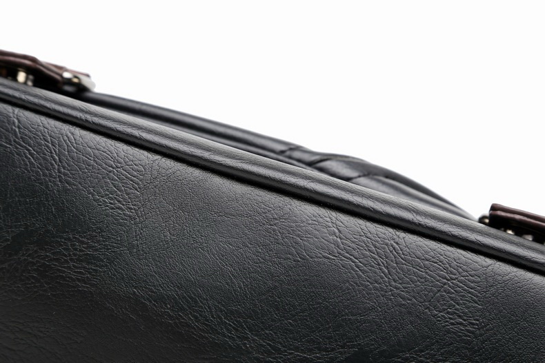 กระเป๋าสะพายข้างผู้ชาย กระเป๋าผู้ชาย กระเป๋าคาดอกผู้ชาย รหัส A015