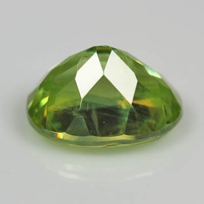 สฟีน (Sphene) 1.29 กะรัต สีเขียว ไฟดี ประกายดี