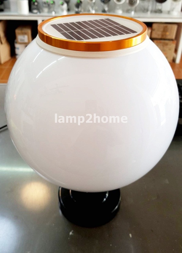 โคมไฟหัวเสาโซล่าเซลล์ 2 สี แบบกลม 10 นิ้ว