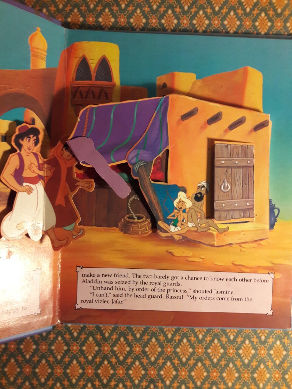 Aladdin Pop – Up Book