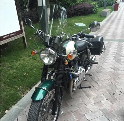 ชิวหน้า ไฟกลม ทรงสูง 47 ซม. สีใส