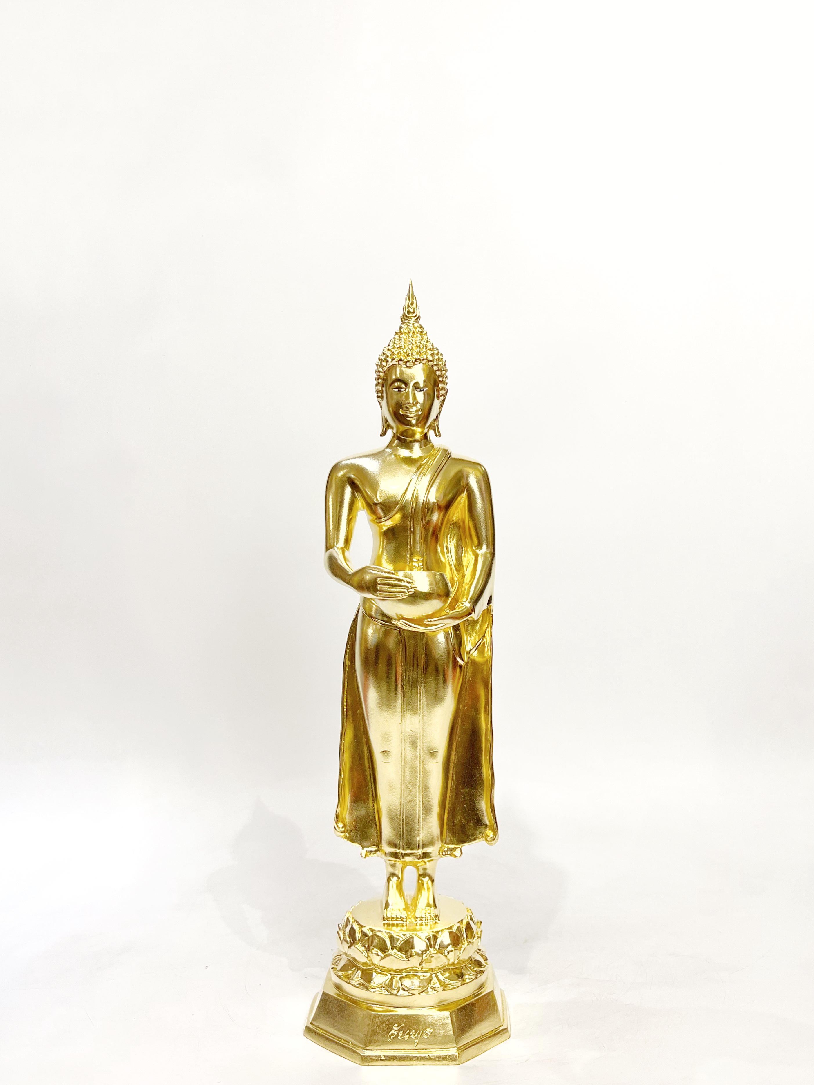 พระพุทธรูป ปางอุ้มบาตร (ประจำวันพุธ) หน้าตัก 8 นิ้ว วัดพระศรีรัตนมหาธาตุวรมหาวิหาร จ.พิษณุโลก ปี พ.ศ. 2539