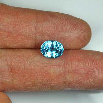**ขายแล้ว**บลูโทปาส (Blue Topaz) 2.73 กะรัต สีฟ้าสวิสบลู ประกายดี