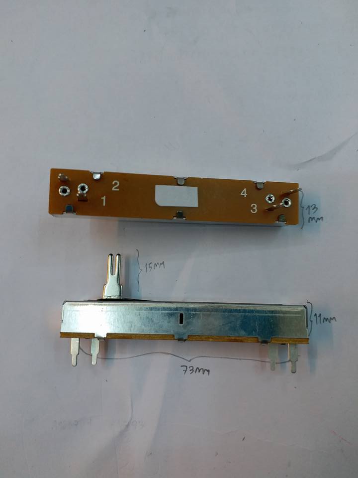 ขาย โวลุ่ม2.2KBโวลุ่มB2.2Kโวลุ่มสไลด์2.2KVRSLIDEยี่ห้อALPHAขนาดยาว73มมกว้าง13มมสูง11มมแกนยาว15มม(73x13x11mm)ราคาตัวล่ะ