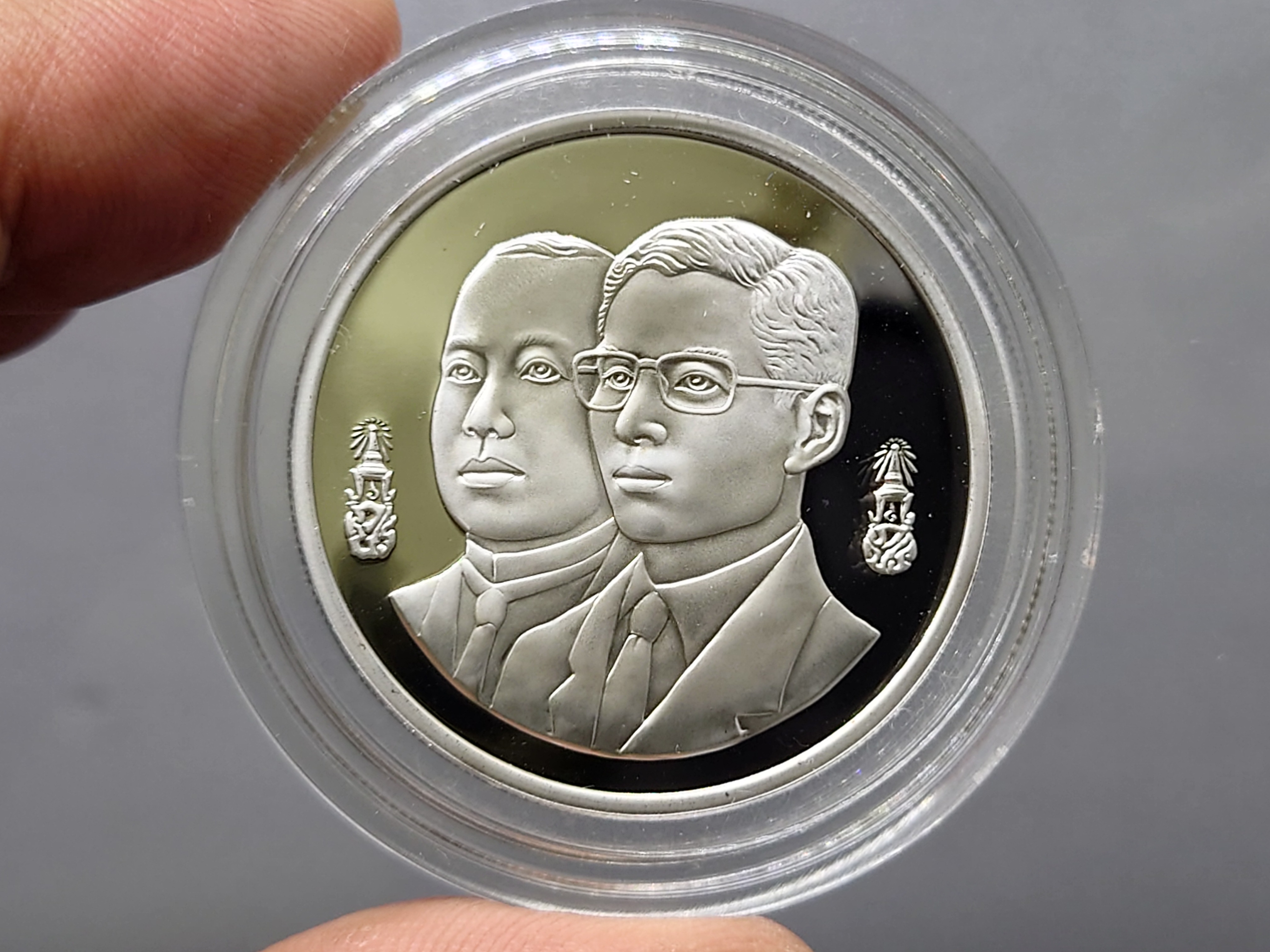 เหรียญเงินขัดเงา 600 บาท ที่ระลึก 80 ปี สรรพากร 2538 สภาพสวย