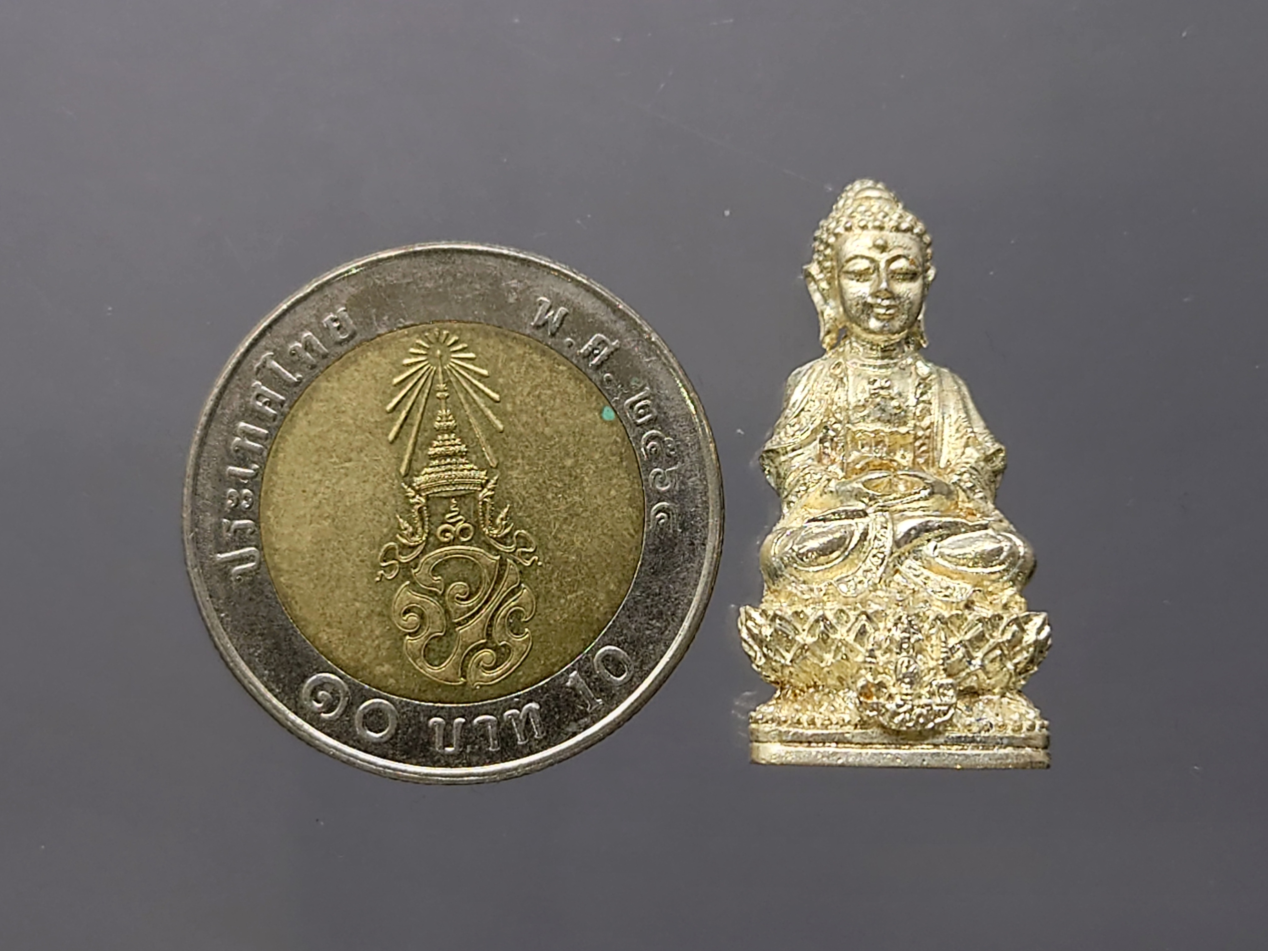 พระกริ่งจีน ต้าเยิ่นถะ เนื้อเงิน โครงการสร้างอาคารเรียน โรงเรียนกาญจนาภิเษกสมโภช ออก วัดบวรนิเวศวิหาร ปี2539 พร้อมกล่องเดิม