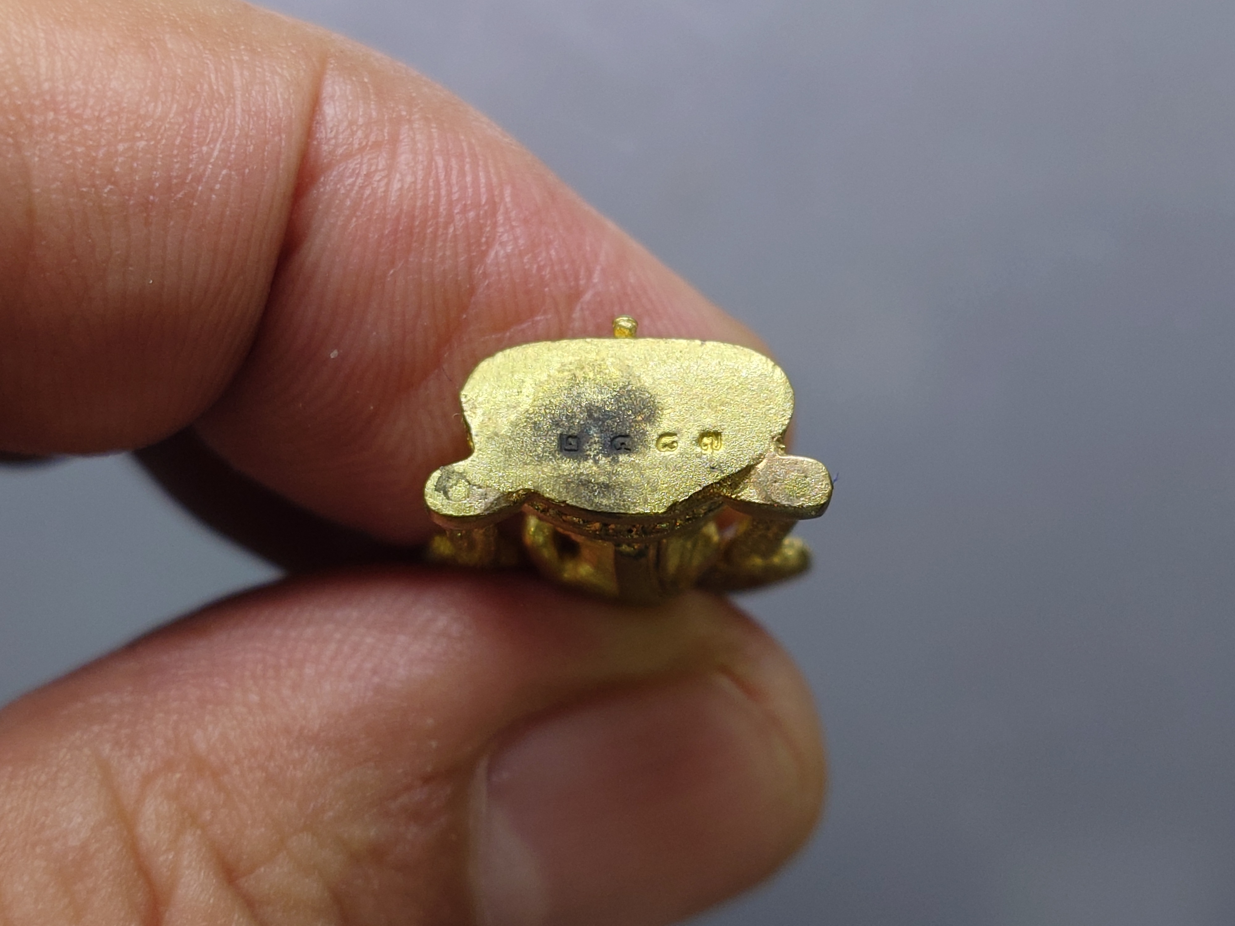 พระนิรันตราย เนื้อกาหลั่ยทอง วัดบวรนิเวศวิหาร ปี2542 พร้อมตลับเดิม